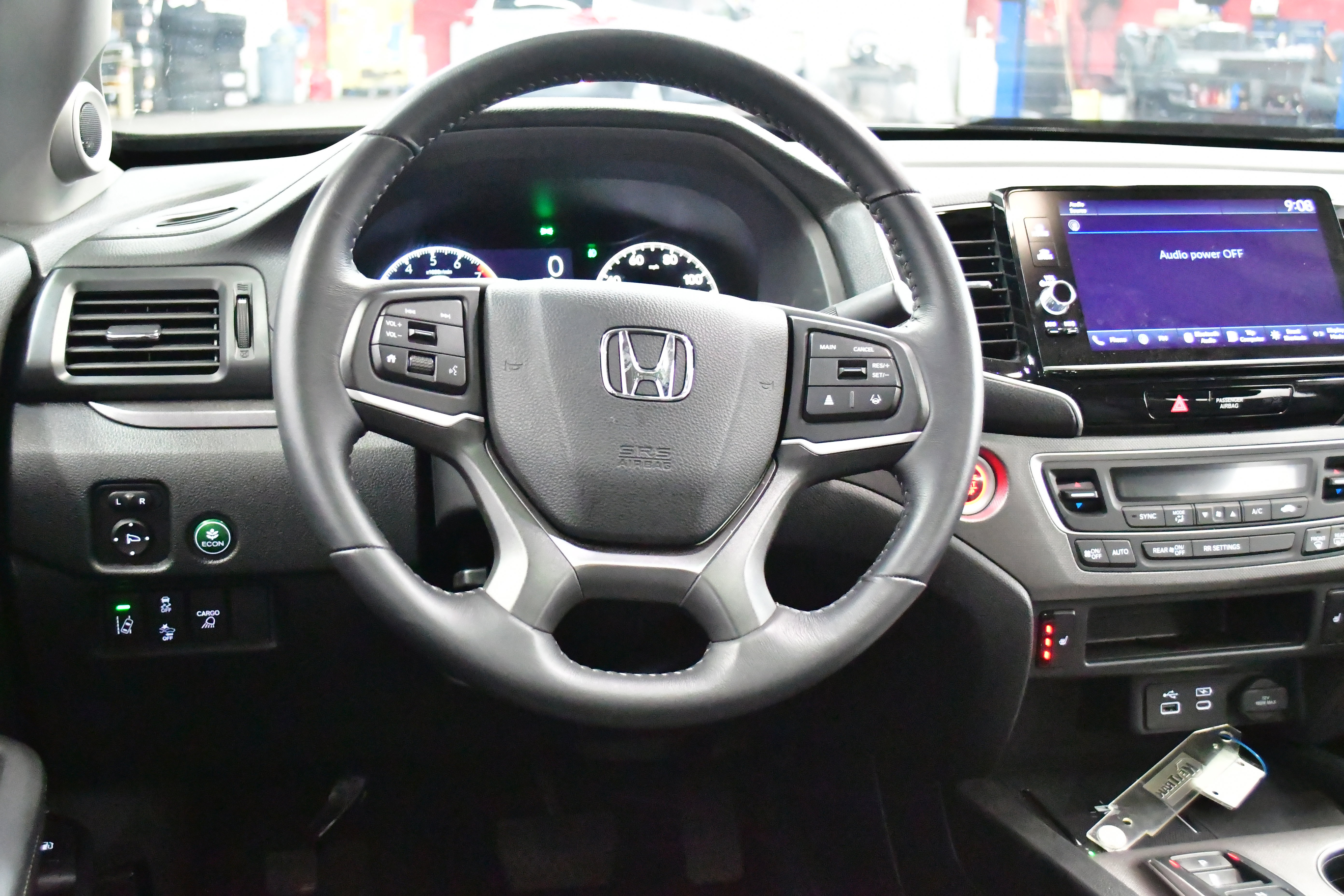 Used 2025 Honda Ridgeline RTL image 8