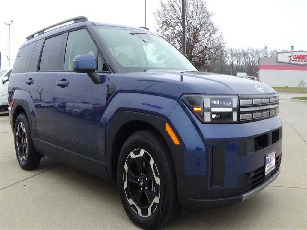 Used 2025 Hyundai Santa Fe SEL image 4