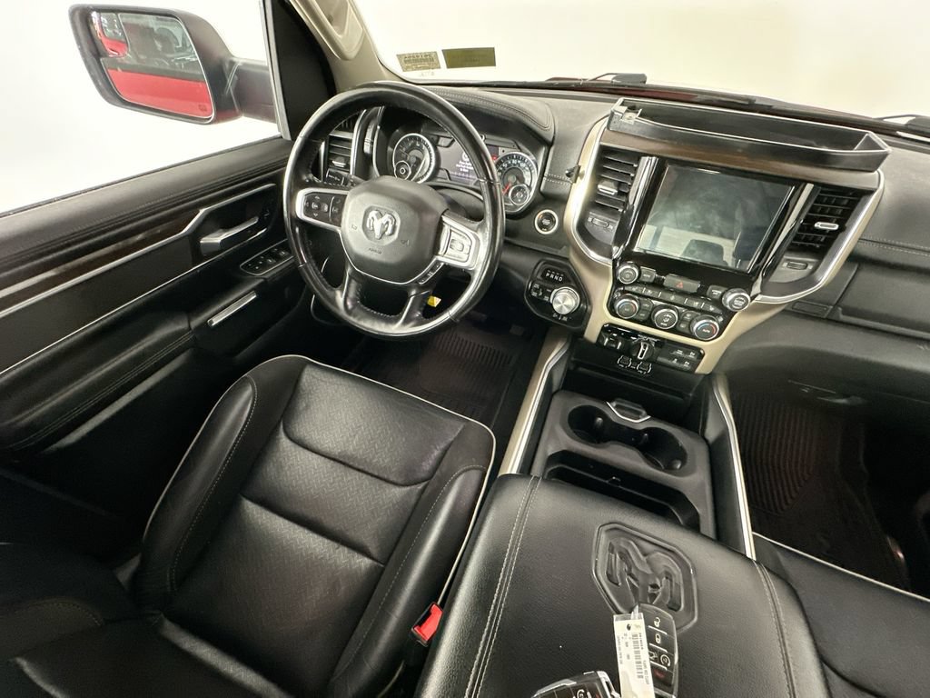 Used 2022 RAM 1500 Laramie AWD/4WD image 9