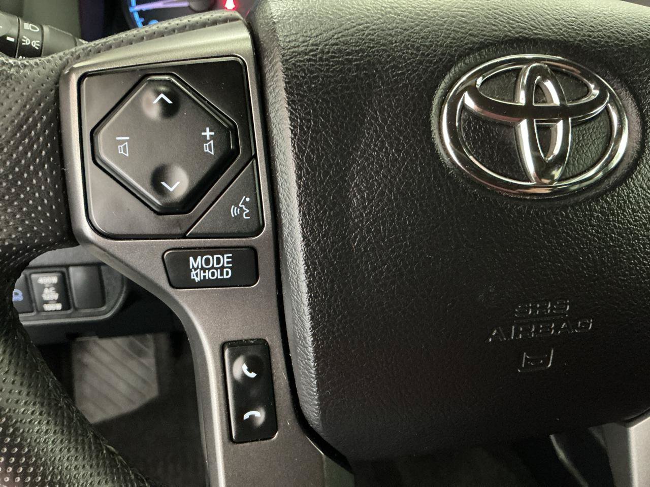 Used 2021 Toyota Tacoma TRD Off-Road AWD/4WD image 21