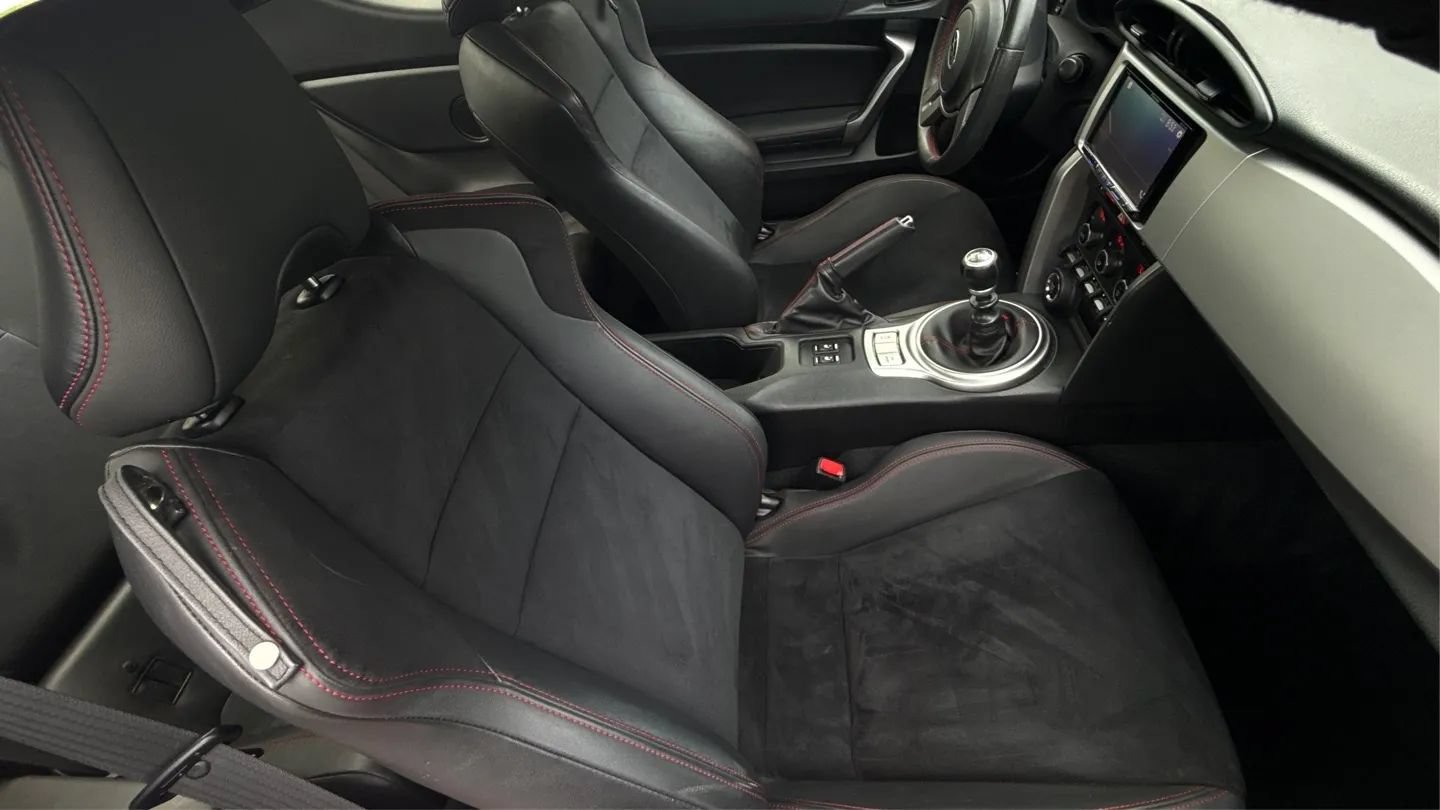 Used 2013 Subaru BRZ Limited w/ Popular Pkg 1A RWD image 17