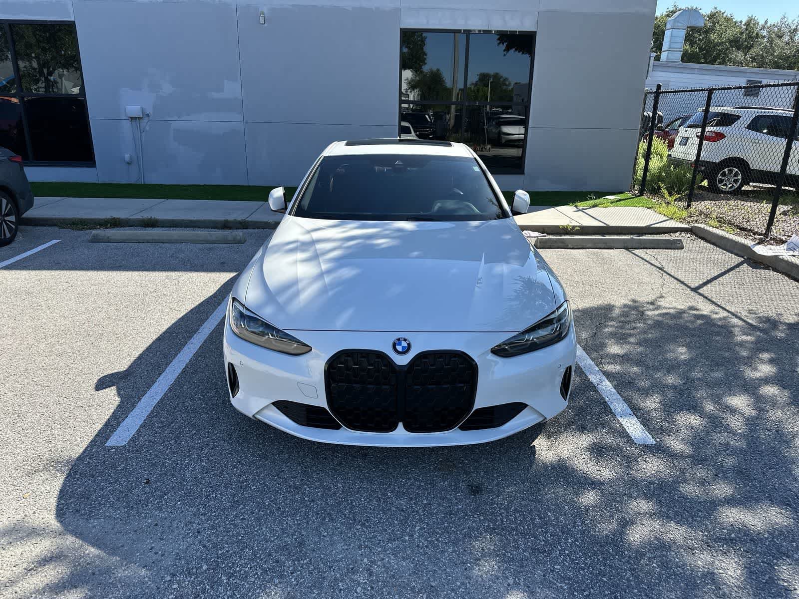 Used 2021 BMW 430i Coupe w/ Convenience Package RWD image 11