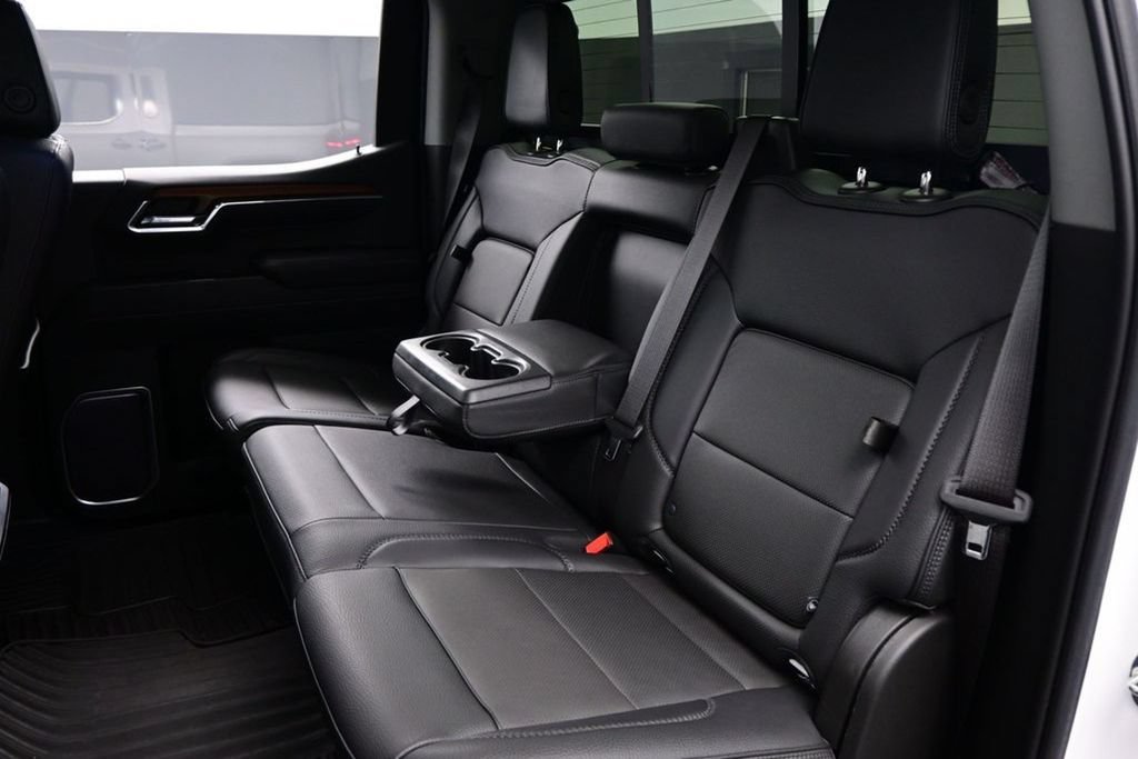 Used 2023 GMC Sierra 1500 Denali w/ Denali Reserve Package AWD/4WD image 40