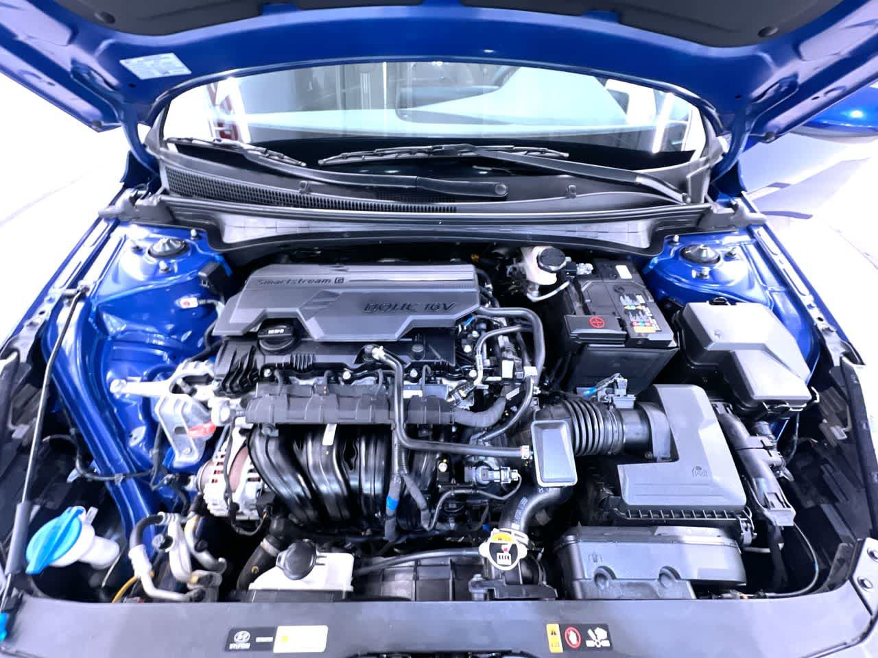 Used 2023 Hyundai Elantra SEL FWD image 11