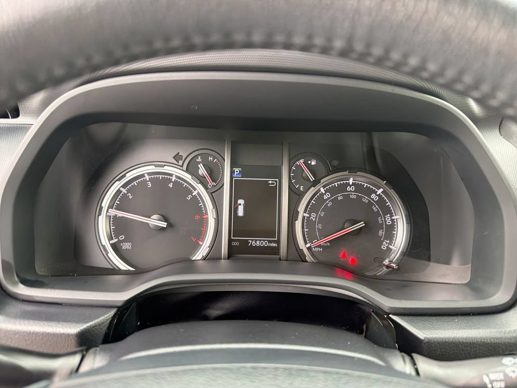 Used 2022 Toyota 4Runner TRD Sport AWD/4WD image 22