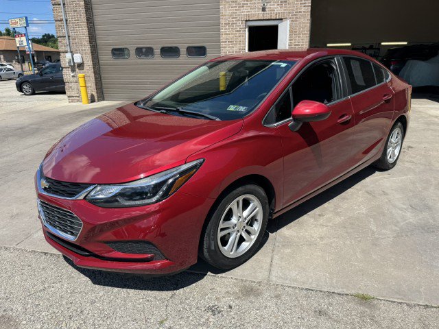 Used 2018 Chevrolet Cruze LT w/ Convenience Package FWD image 7