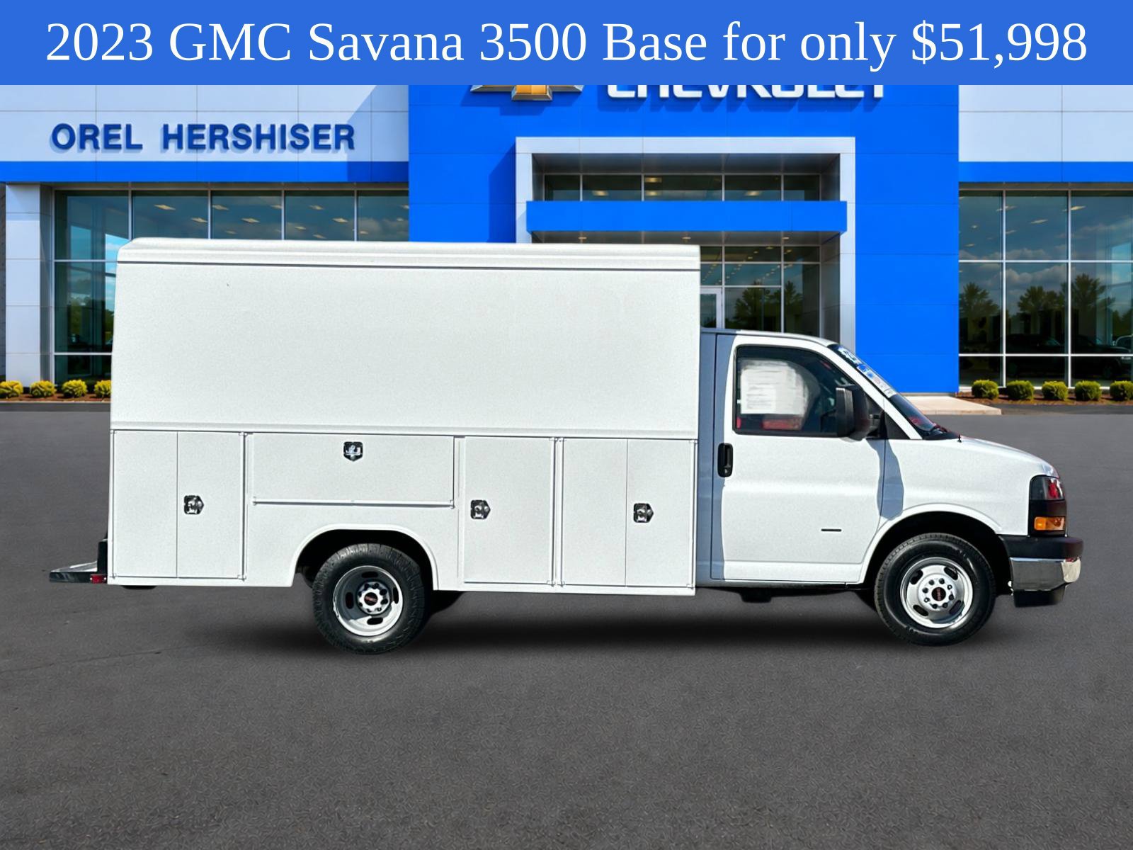 Used 2023 GMC Savana 3500 w/ Power Convenience Package RWD image 4