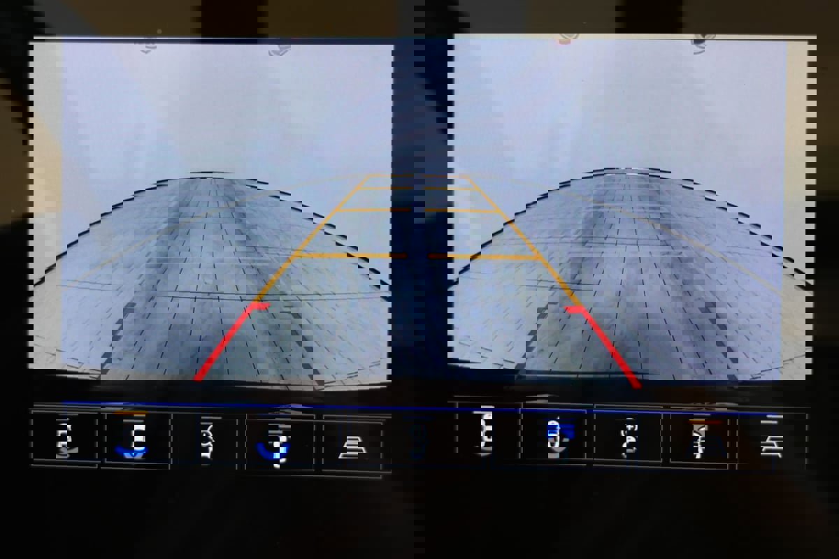 Used 2022 Chevrolet Corvette Stingray Premium Conv w/ Z51 Performance Package image 7