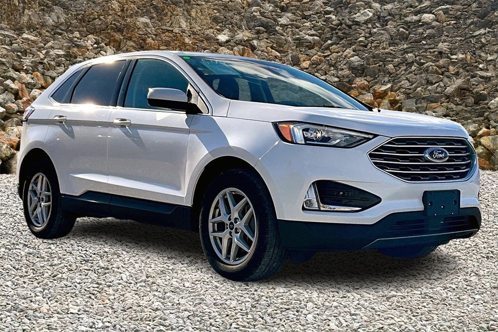 Used 2022 Ford Edge SEL w/ Convenience Package image 9