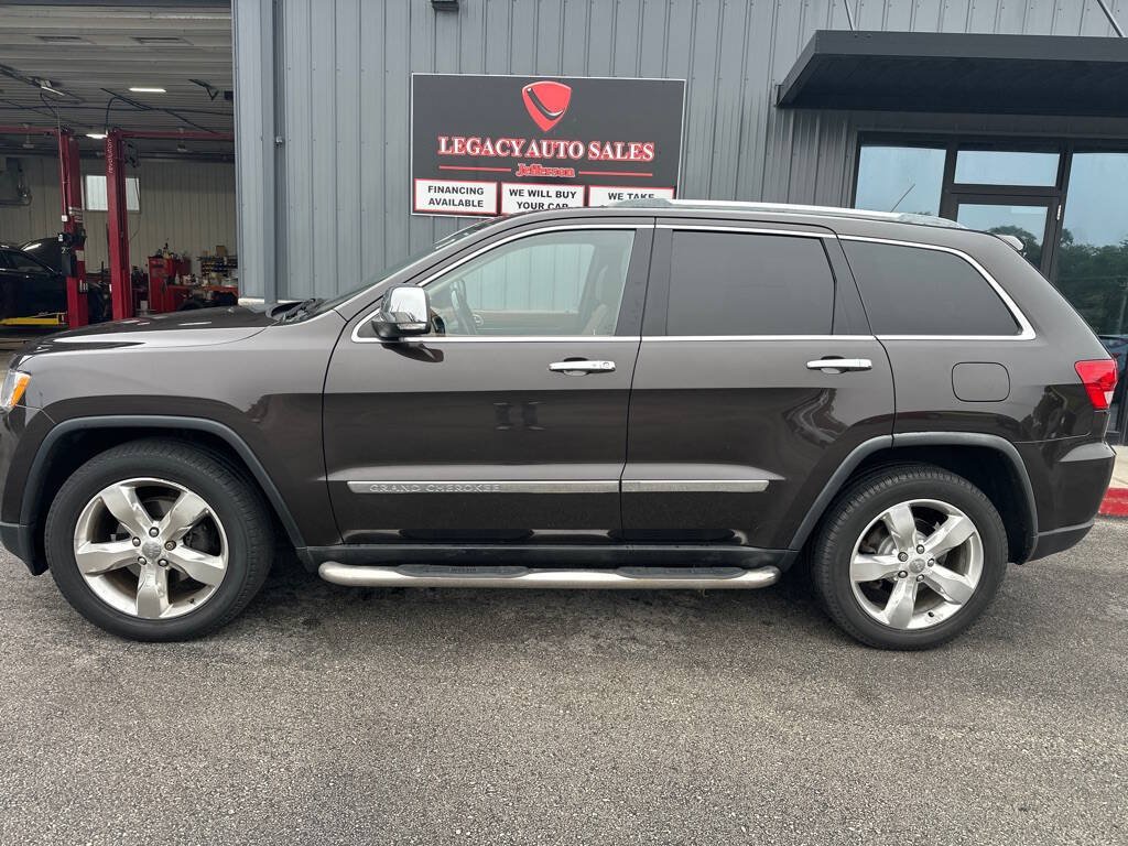 Used 2011 Jeep Grand Cherokee Overland Summit AWD/4WD image 2