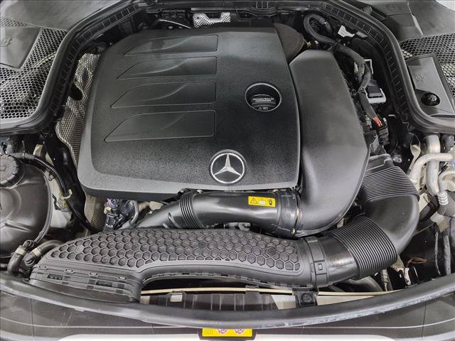 Used 2019 Mercedes-Benz C 300 4MATIC Sedan image 23