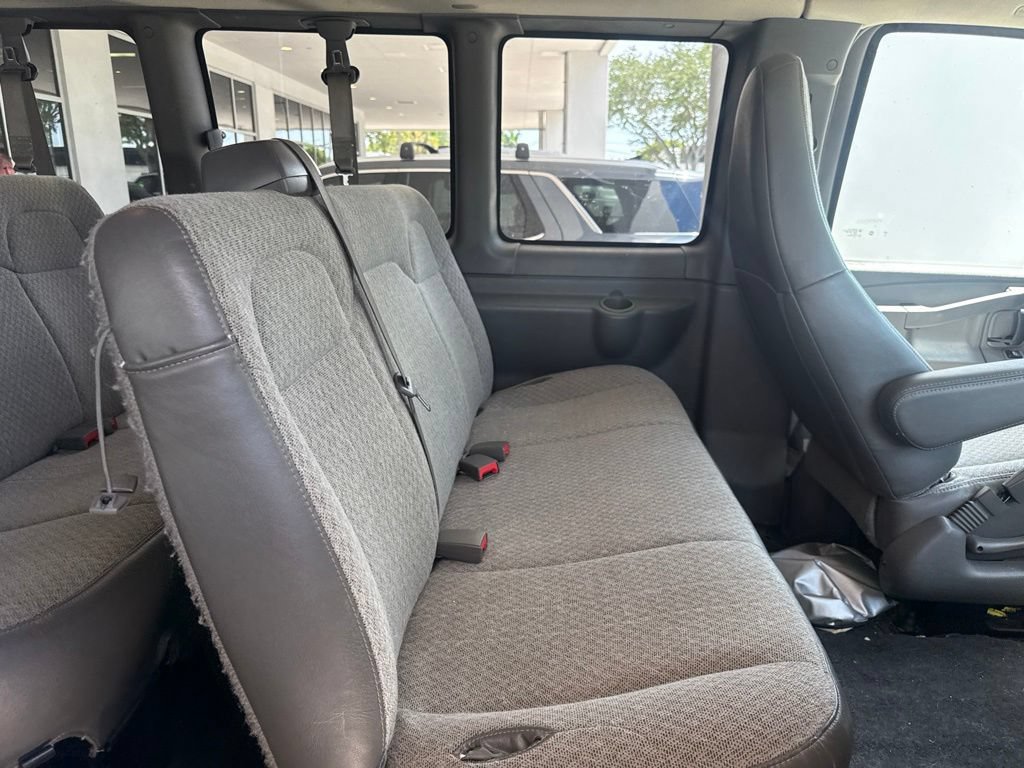 Used 2019 Chevrolet Express 3500 LT w/ LT Preferred Equipment Group RWD image 5