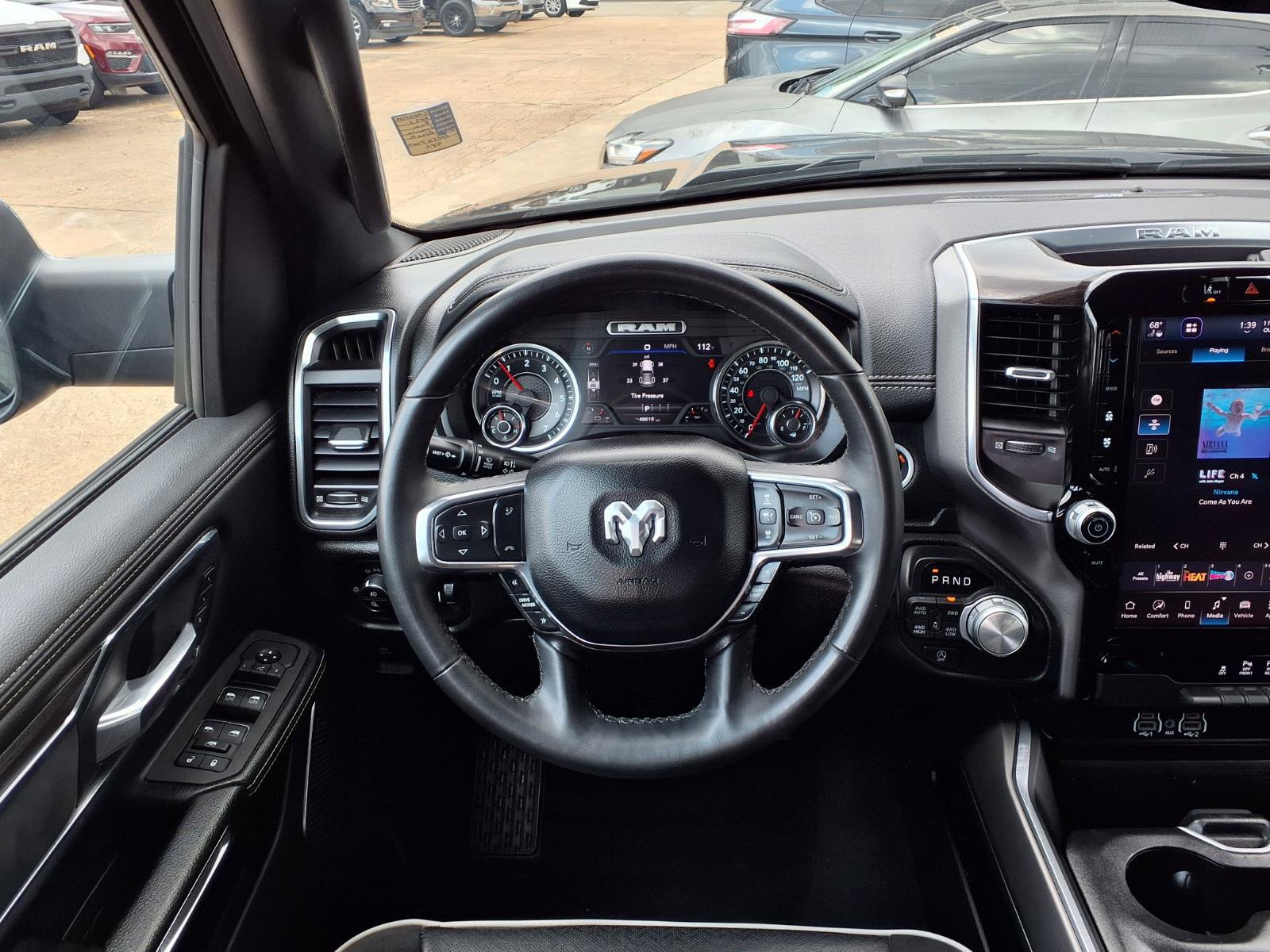 Used 2025 RAM 1500 Laramie AWD/4WD image 15