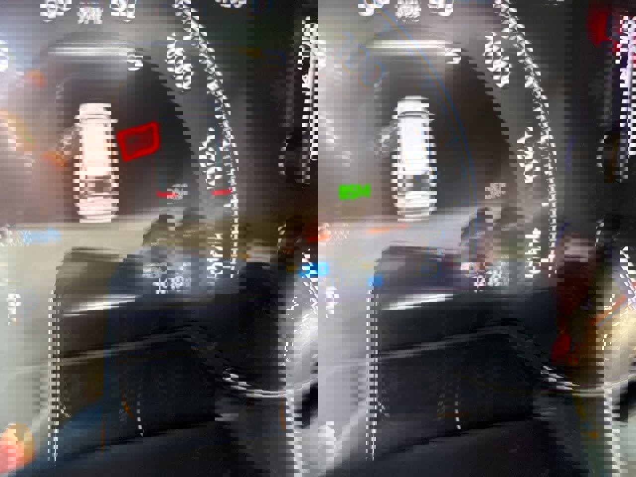 Used 2024 Toyota RAV4 XLE Premium image 8