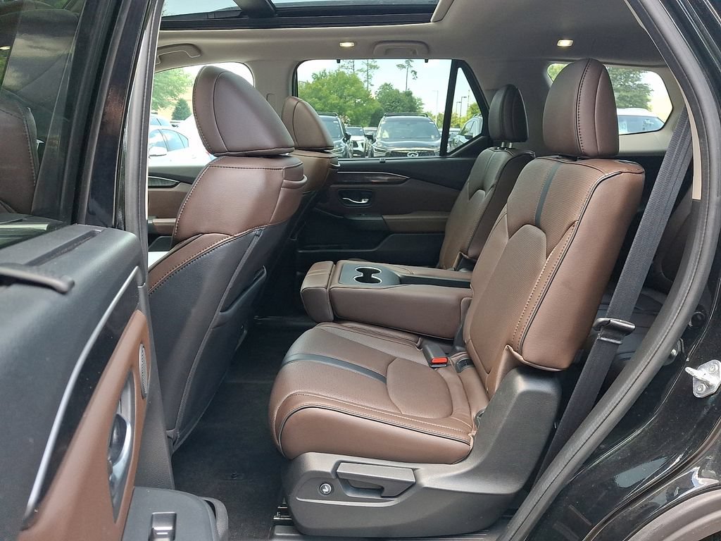 Used 2023 Honda Pilot Elite image 10