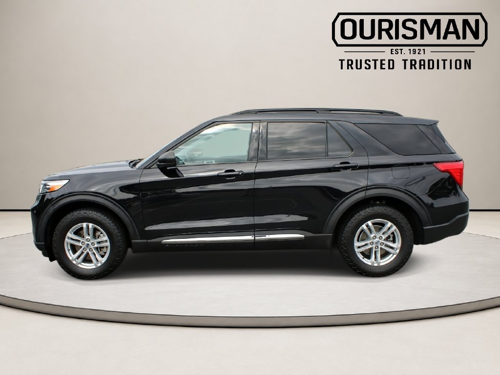 Used 2023 Ford Explorer XLT w/ Equipment Group 202A AWD/4WD image 6