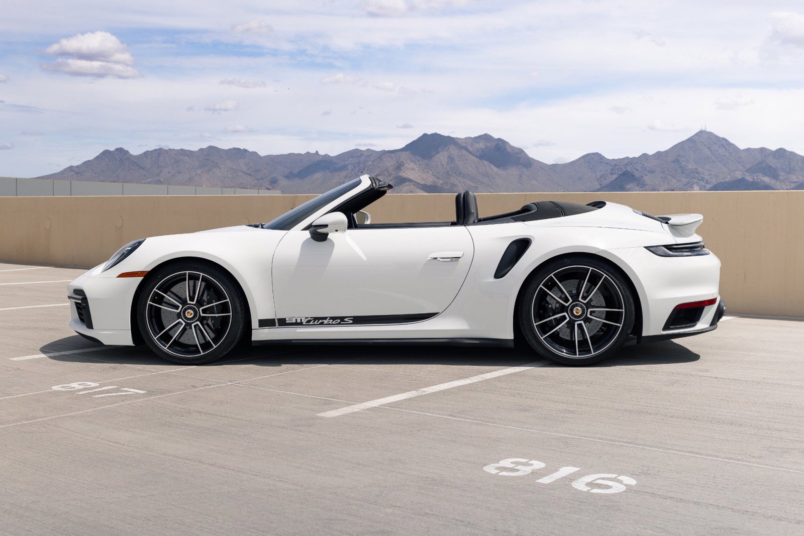 Used 2025 Porsche 911 Turbo S AWD/4WD image 4