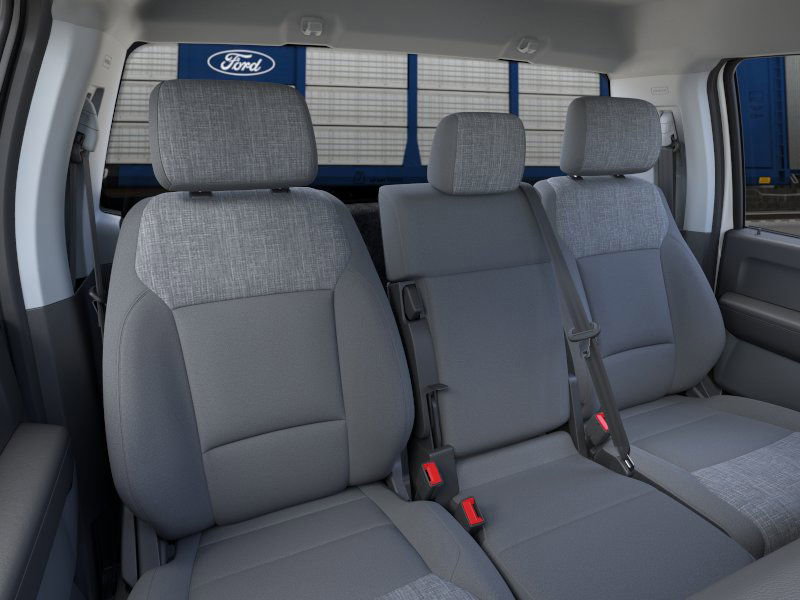 New 2026 Ford F550 4x4 Regular Cab Super Duty image 10