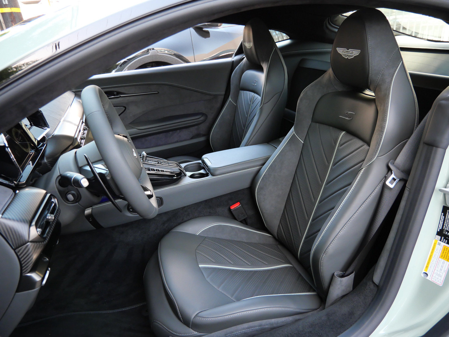 New 2026 Aston Martin V8 Vantage S RWD image 22