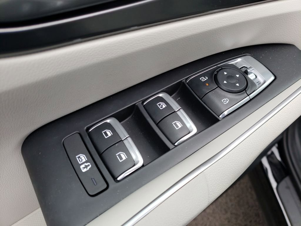 New 2025 Kia Sorento EX image 18