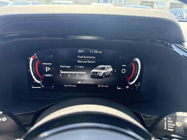 Used 2023 Nissan Pathfinder Platinum AWD/4WD image 33