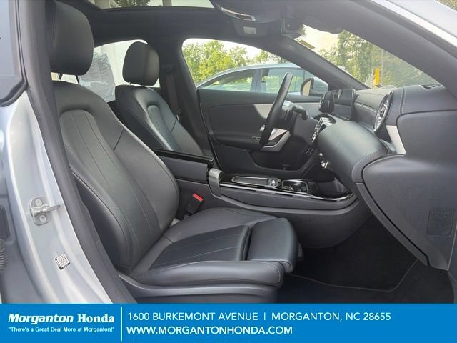 Used 2025 Mercedes-Benz CLA 250 4MATIC image 40
