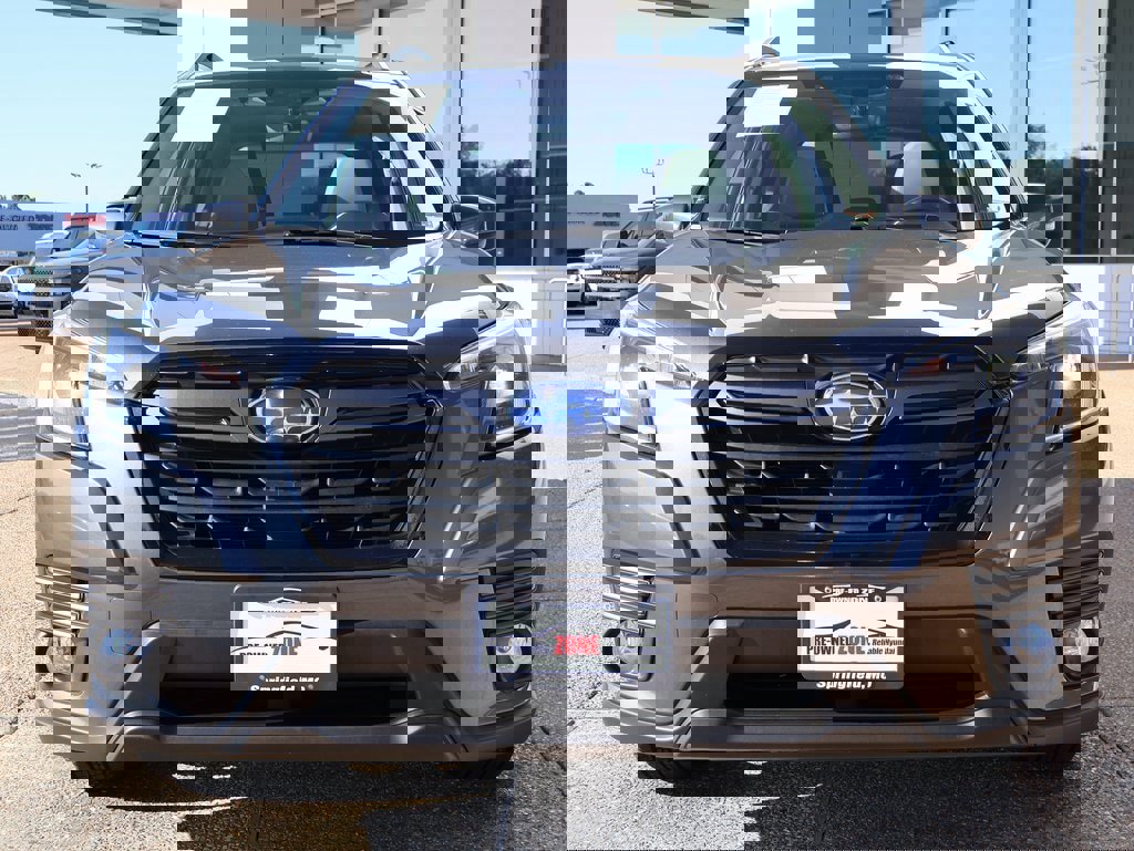 Used 2023 Subaru Forester Limited image 8