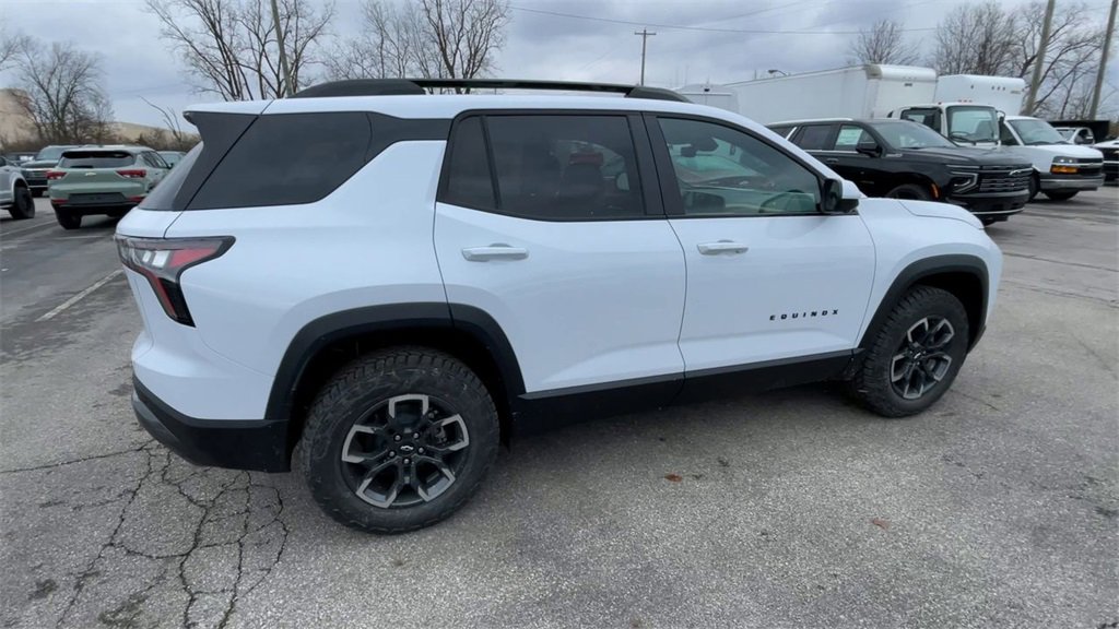 New 2026 Chevrolet Equinox ACTIV w/ Convenience Package III image 2