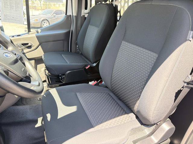 Certified 2025 Ford Transit 250 Low Roof w/ Exterior Upgrade Package RWD image 23