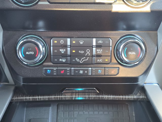 Used 2021 Ford F350 Lariat w/ Lariat Ultimate Package AWD/4WD image 21