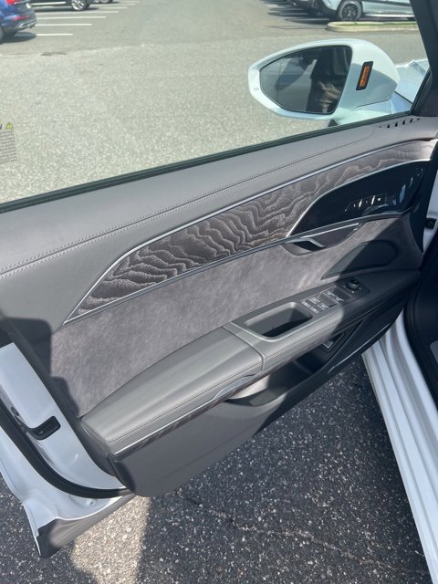New 2025 Audi A8 L 3.0T image 13