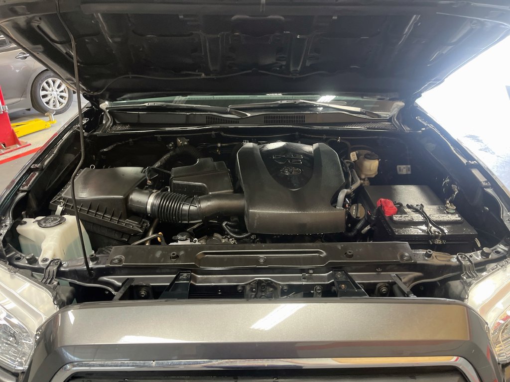 Used 2022 Toyota Tacoma SR5 RWD image 29