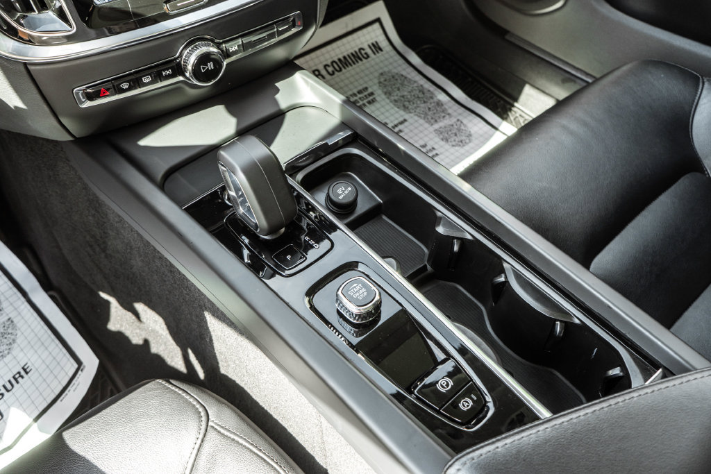 Used 2024 Volvo S60 B5 Core AWD/4WD image 18