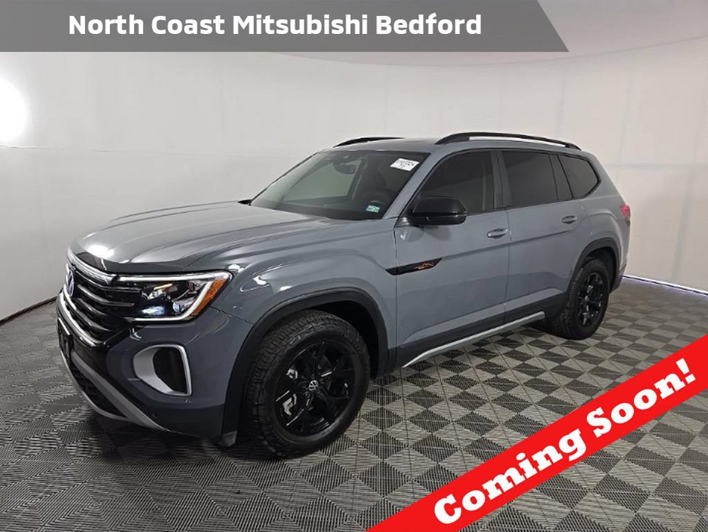 Used 2024 Volkswagen Atlas Peak Edition SE