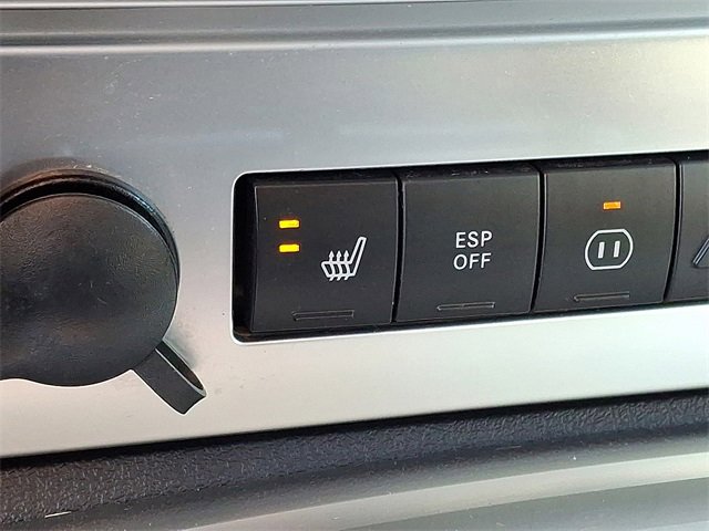 Used 2007 Dodge Nitro R/T image 22