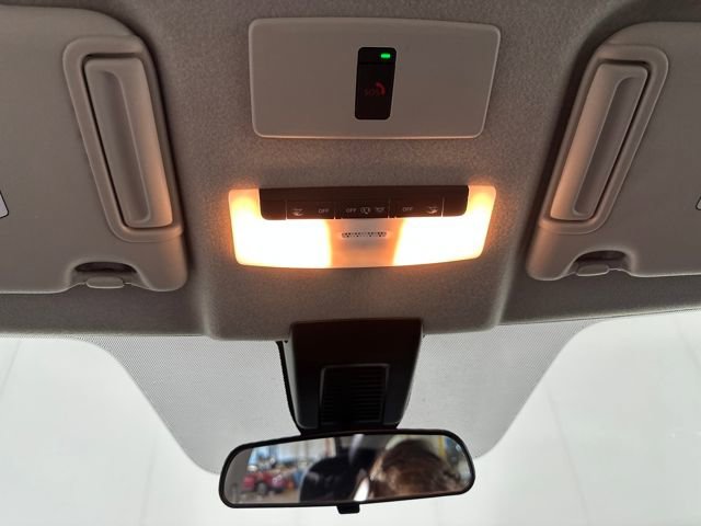 Used 2024 Nissan Kicks SV image 24