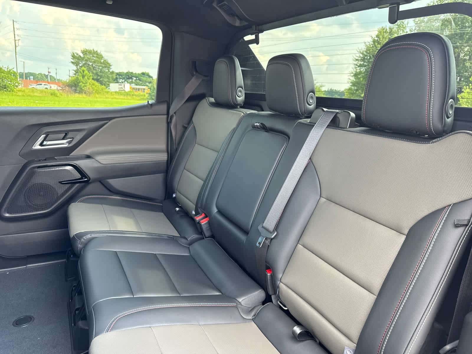 New 2026 Chevrolet Silverado EV Trail Boss w/ Premium Package image 17