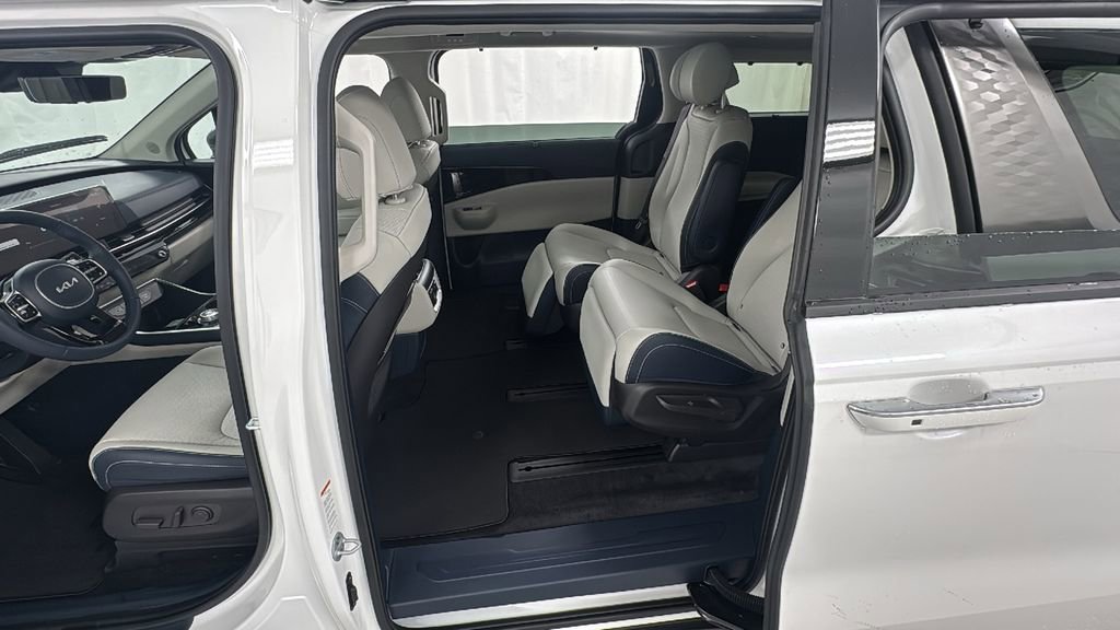 New 2026 Kia Carnival SX Prestige image 15