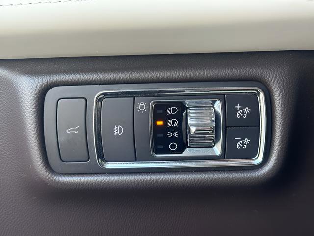 Used 2020 Lincoln Aviator Black Label w/ Dynamic Handling Package image 24