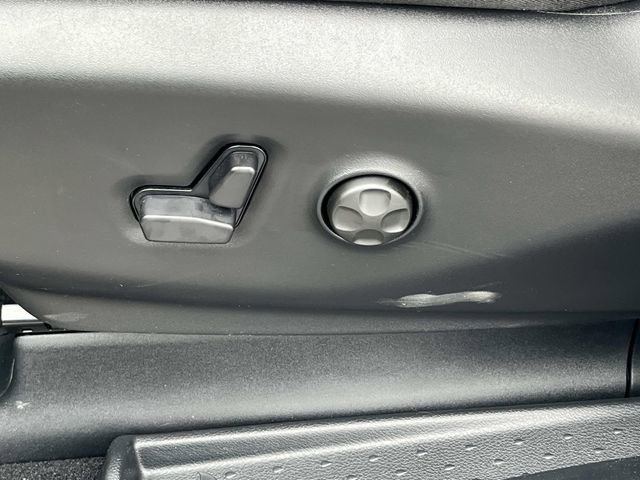 New 2026 Chrysler Voyager LX FWD image 18