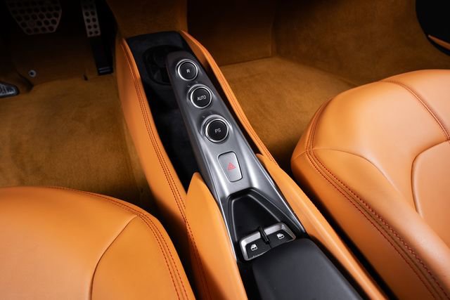 Used 2021 Ferrari F8 Tributo RWD image 47