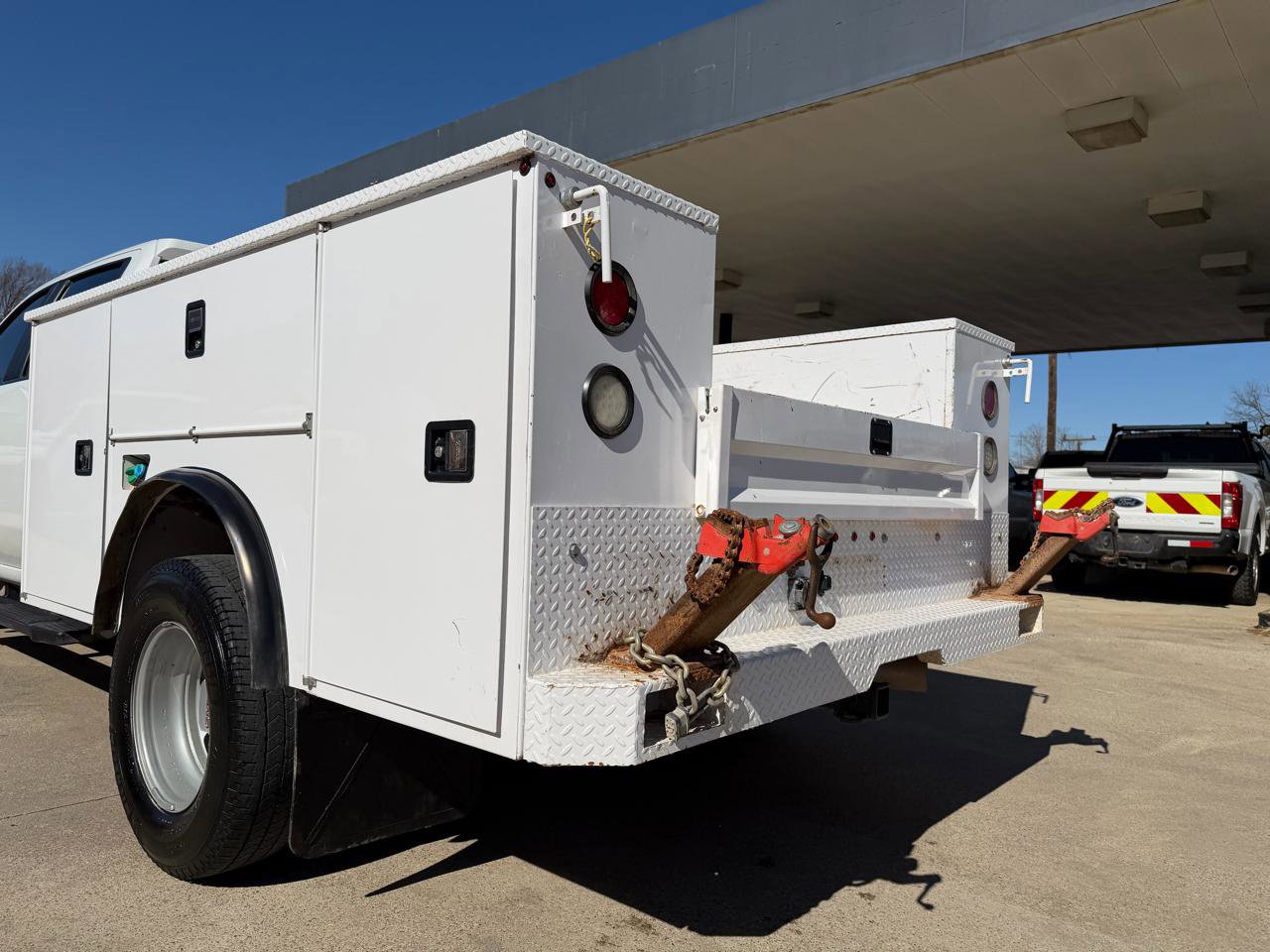 Used 2024 GMC Sierra 3500 Pro w/ Convenience Package AWD/4WD image 11