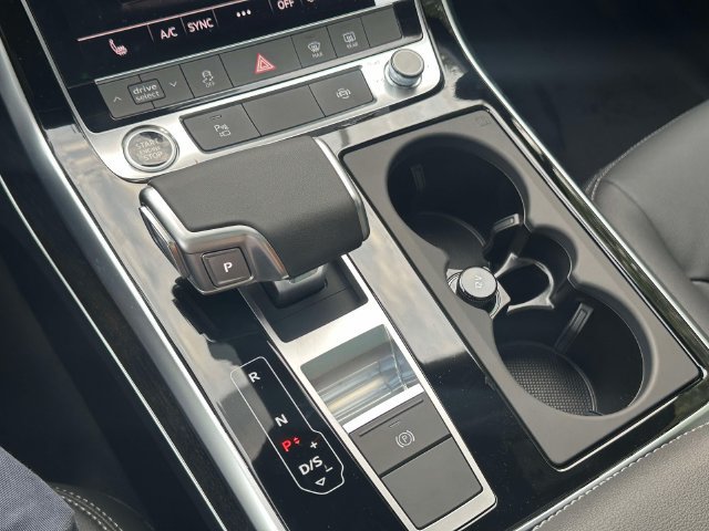 New 2026 Audi Q7 2.0T Premium AWD/4WD image 12