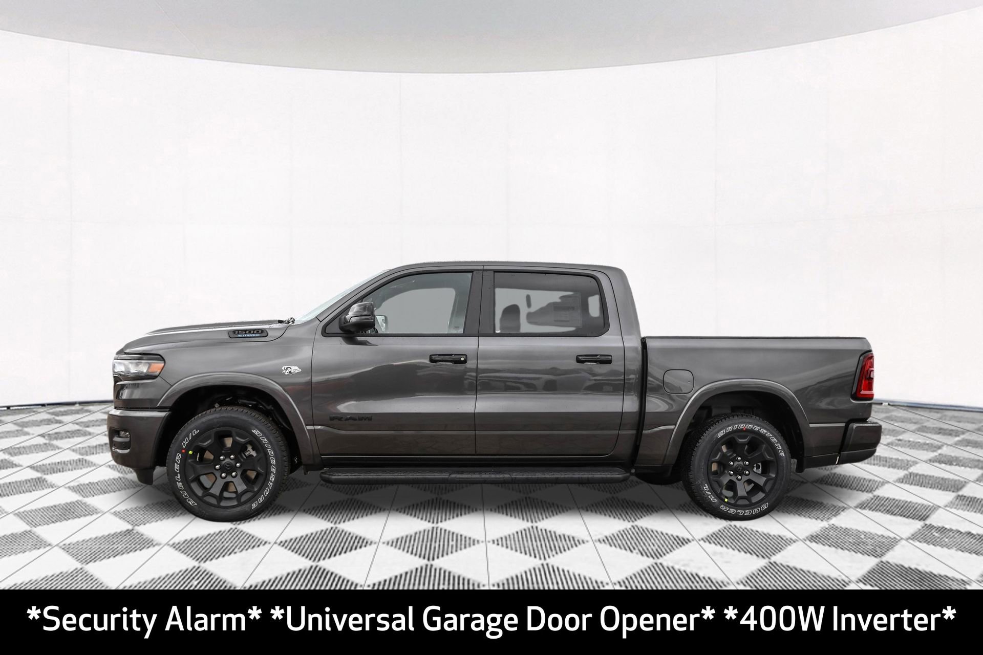 New 2026 RAM 1500 4x4 Crew Cab image 11