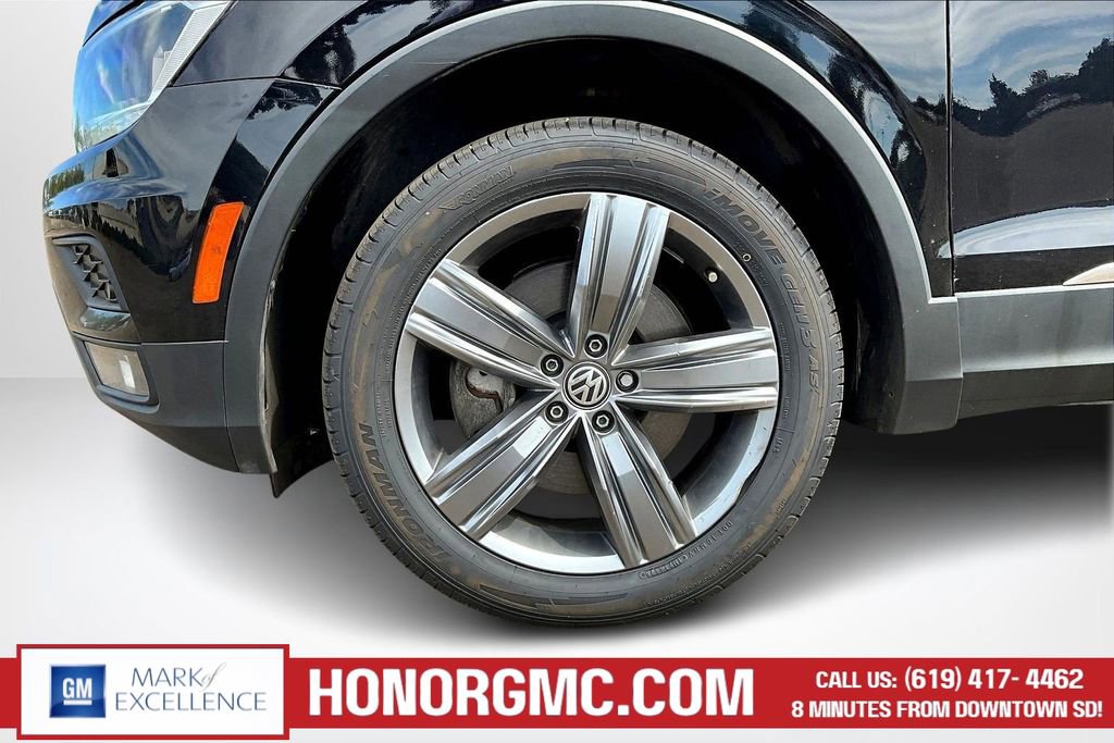 Used 2020 Volkswagen Tiguan SEL image 32