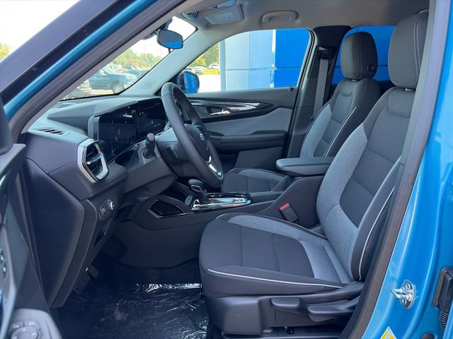 New 2026 Chevrolet TrailBlazer LT w/ Midnight Edition FWD image 13