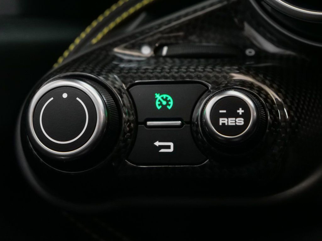 Used 2022 Ferrari F8 Tributo image 65