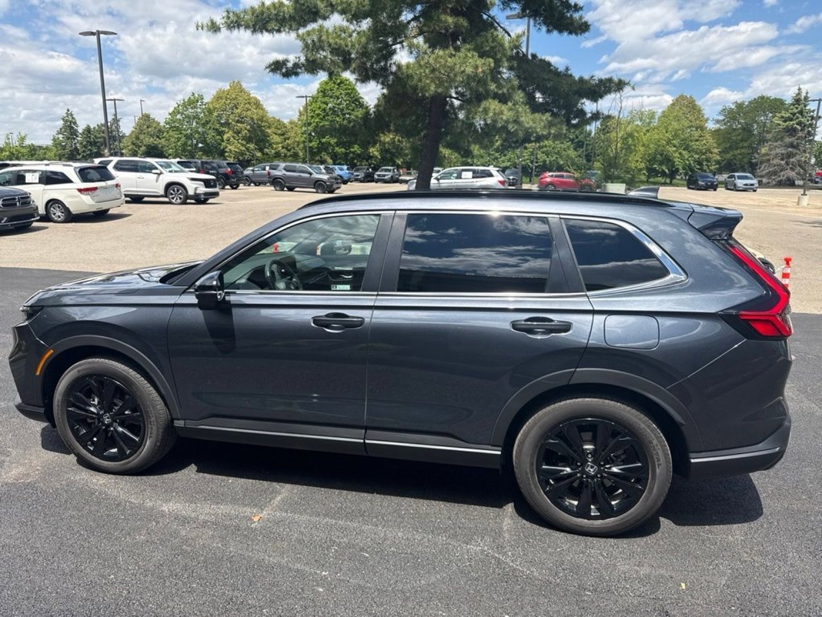 Certified 2024 Honda CR-V Sport Touring image 9