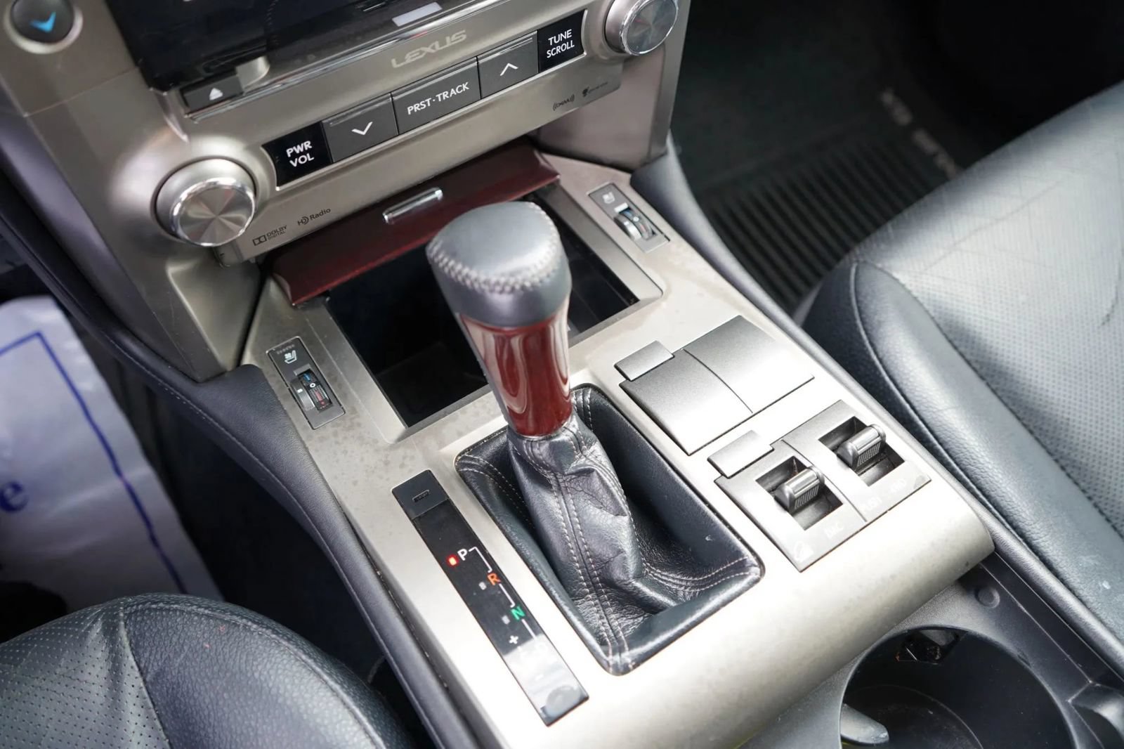 Used 2014 Lexus GX 460 AWD/4WD image 12