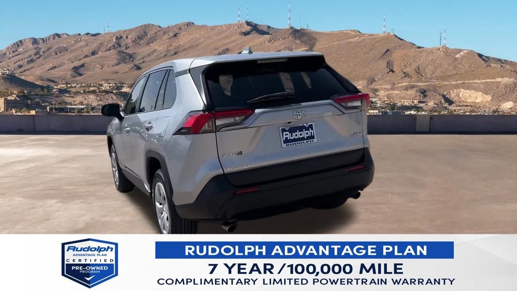 Used 2024 Toyota RAV4 LE image 3